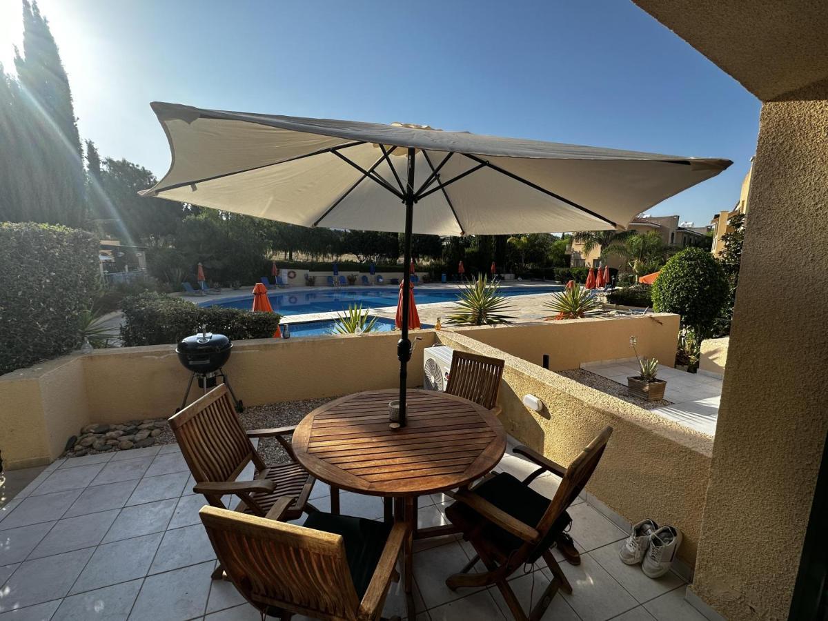 Paradeisos Is A Stunning 2-bed House In Дом отдыха Полис